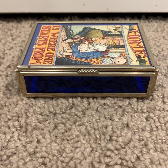 Rare Mary Engelbreit “Home is where one starts from” jewelry trinket box - Picture 4 of 5